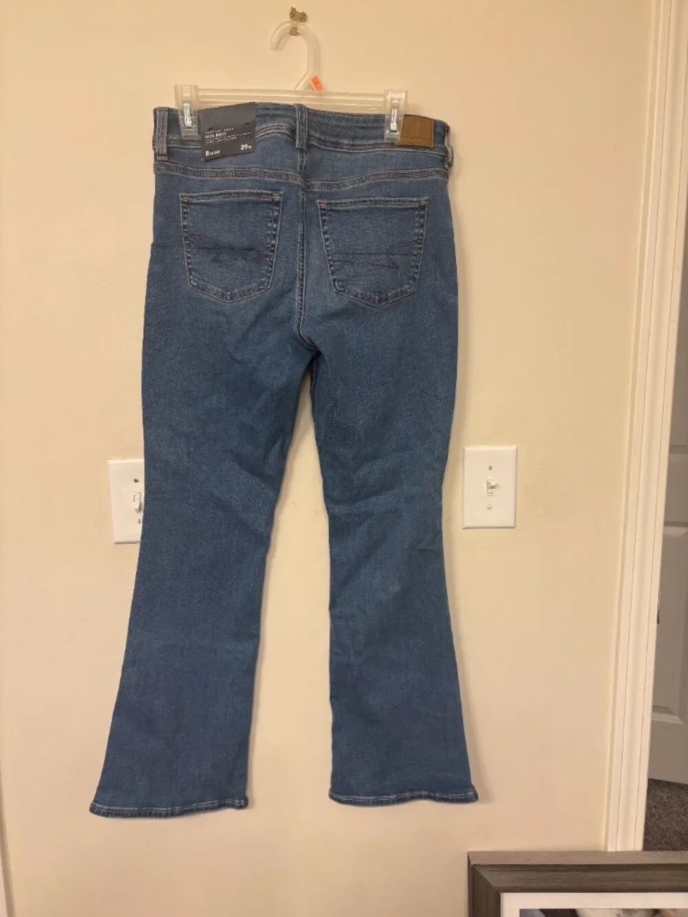 American Eagle Size 8Short Denim Jeans NWT - Picture 2 of 5